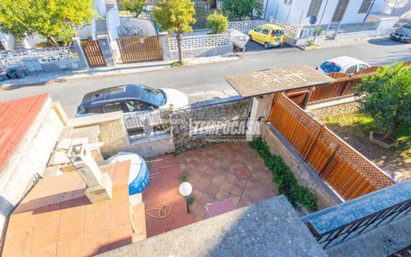 casa indipendente in vendita a Santa Marinella