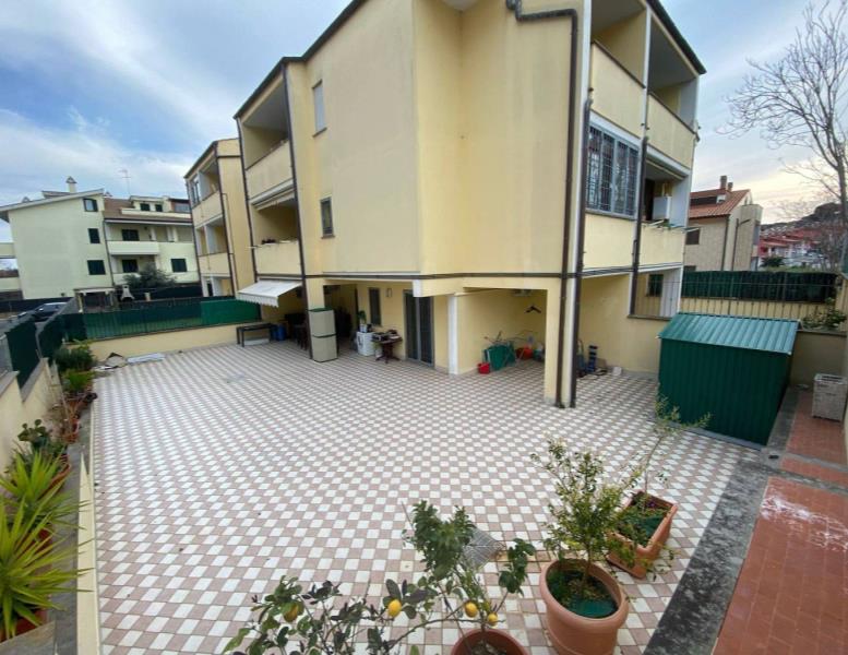 appartamento in vendita a Santa Marinella