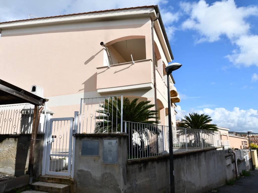 appartamento in vendita a Santa Marinella