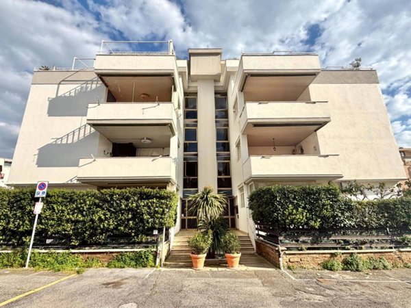 appartamento in vendita a Santa Marinella