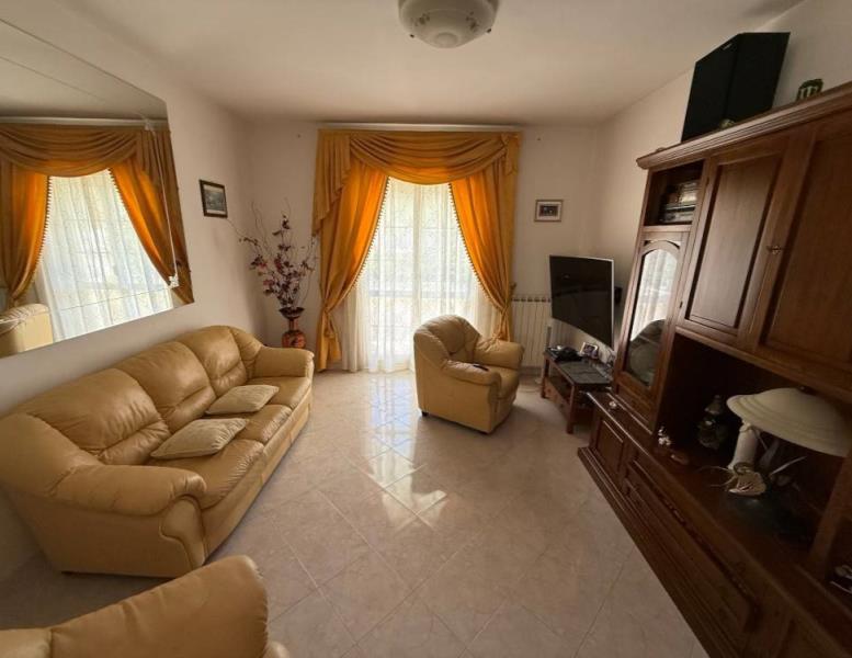 casa indipendente in vendita a Santa Marinella