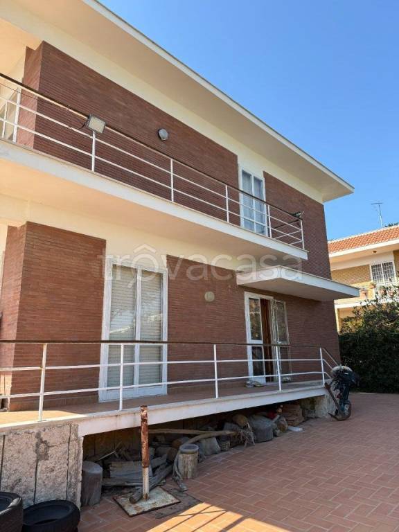 casa indipendente in vendita a Santa Marinella