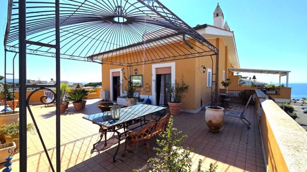 appartamento in vendita a Santa Marinella