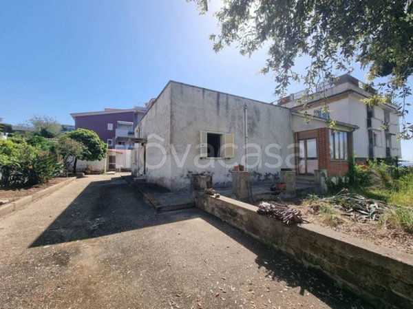casa indipendente in vendita a Santa Marinella
