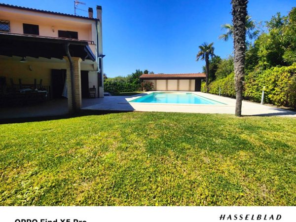 casa indipendente in vendita a Santa Marinella