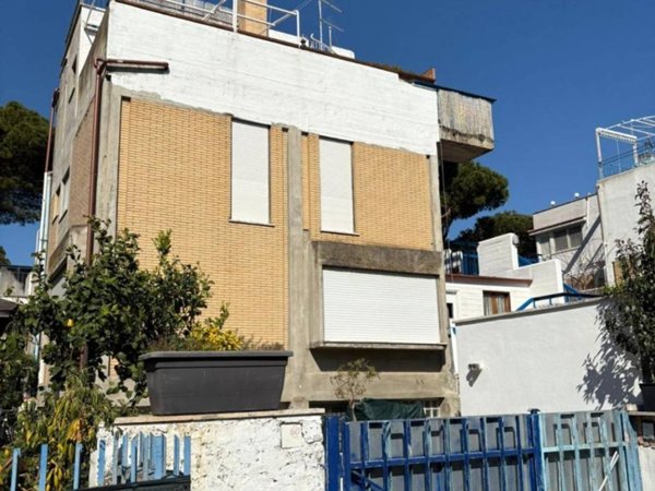 appartamento in vendita a Santa Marinella in zona Santa Severa