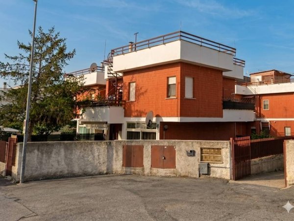 appartamento in vendita a Santa Marinella