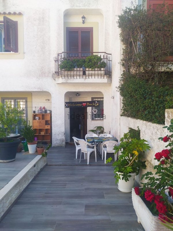 casa indipendente in vendita a Santa Marinella
