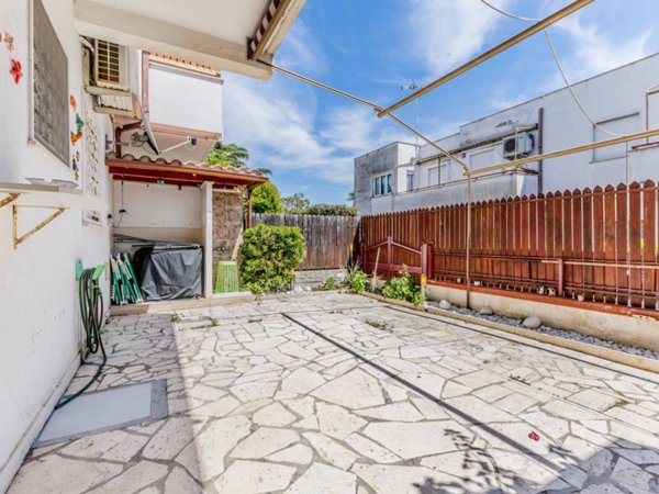 appartamento in vendita a Santa Marinella