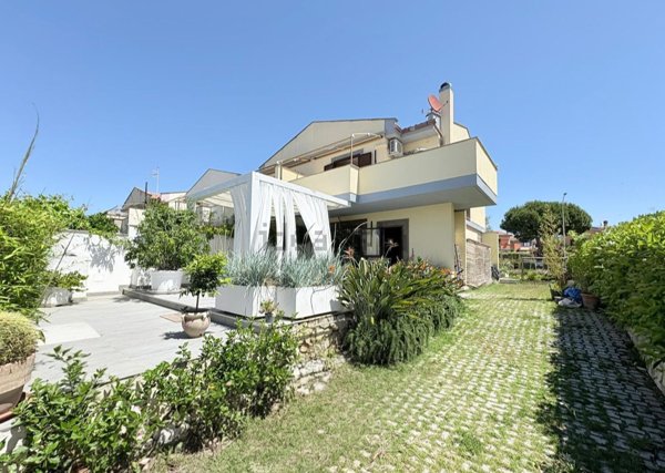 pentavano in vendita a Santa Marinella