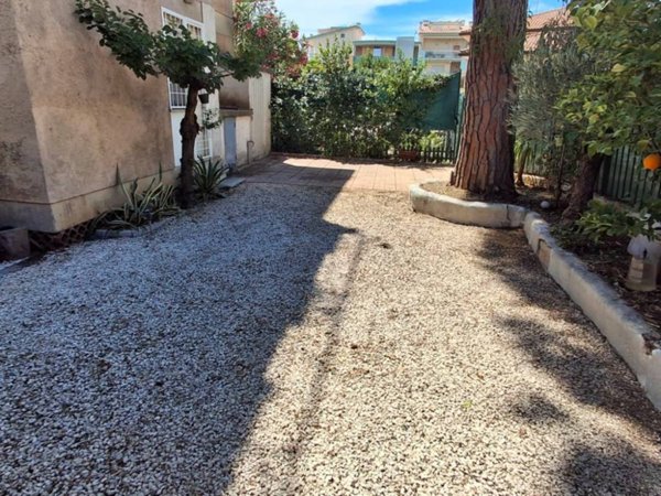 appartamento in vendita a Santa Marinella