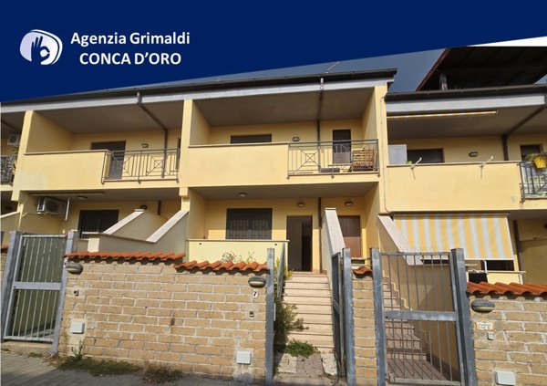 casa indipendente in vendita a Santa Marinella