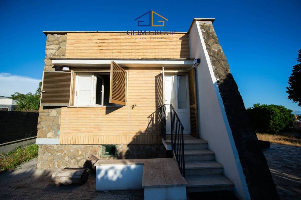casa indipendente in vendita a Santa Marinella in zona Santa Severa