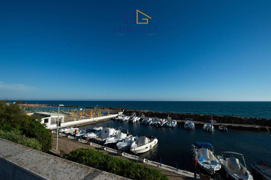 casa indipendente in vendita a Santa Marinella in zona Santa Severa