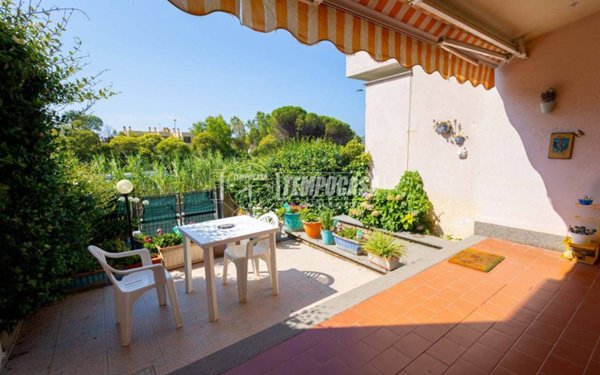 casa indipendente in vendita a Santa Marinella