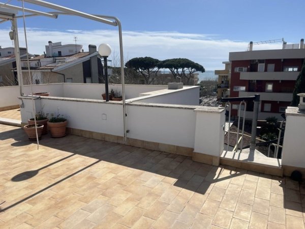 appartamento in vendita a Santa Marinella