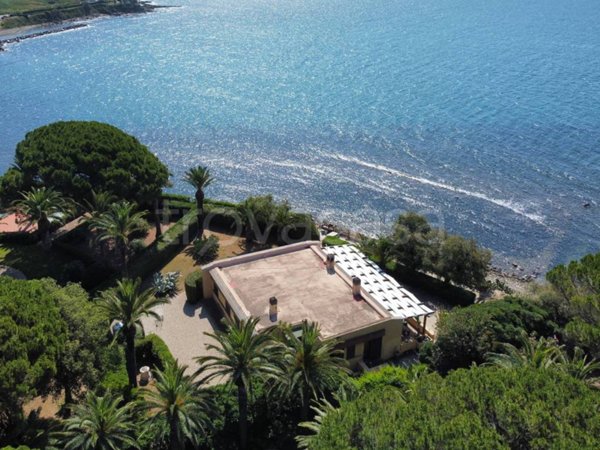 casa indipendente in vendita a Santa Marinella