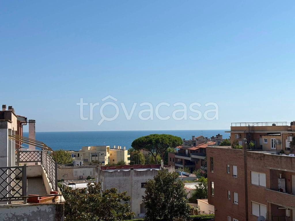 appartamento in vendita a Santa Marinella