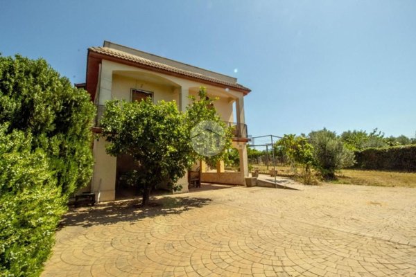 casa indipendente in vendita a Sant'Angelo Romano