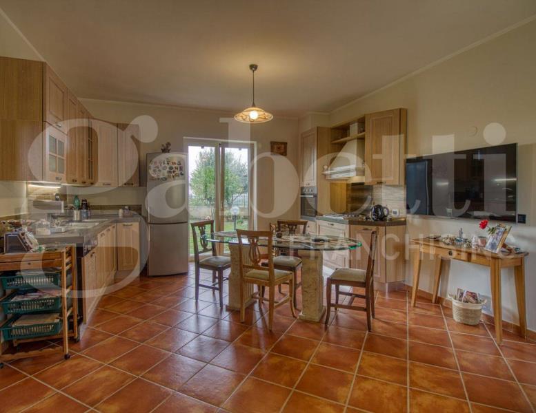 casa indipendente in vendita a Sant'Angelo Romano