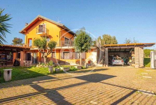 casa indipendente in vendita a Sant'Angelo Romano