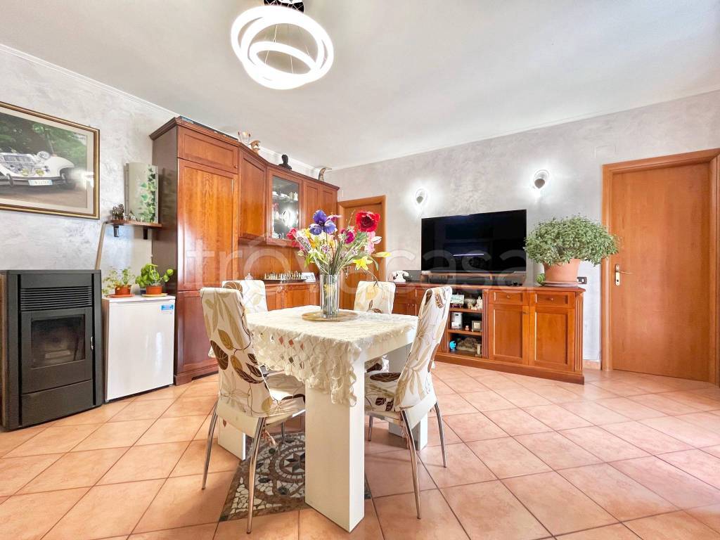appartamento in vendita a Sant'Angelo Romano