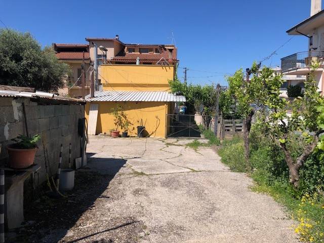 casa indipendente in vendita a Sant'Angelo Romano