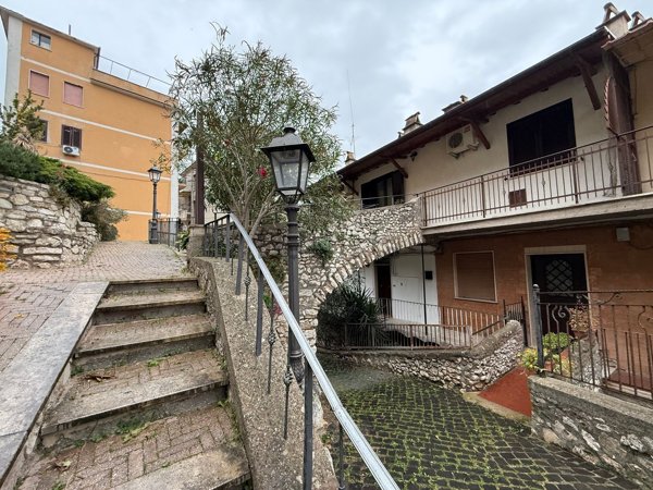 appartamento in vendita a Sant'Angelo Romano