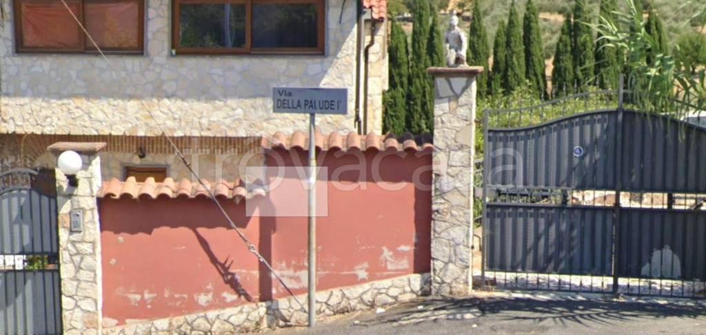 casa indipendente in vendita a Sant'Angelo Romano