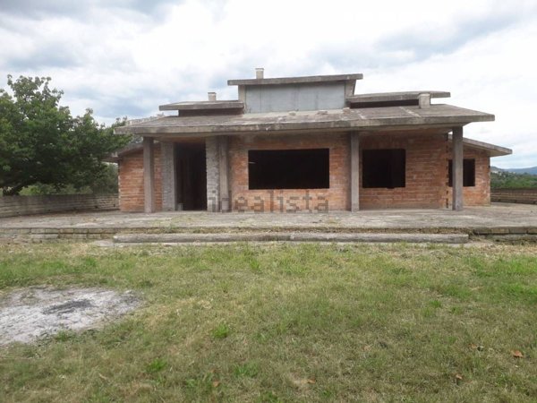 casa indipendente in vendita a Sant'Angelo Romano