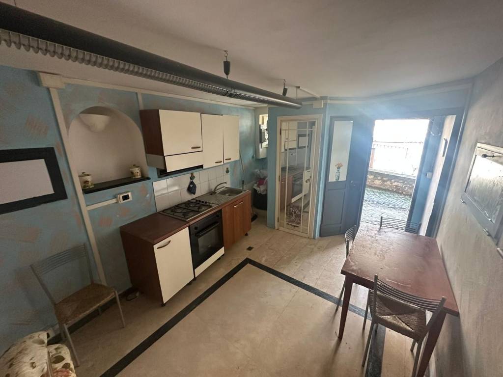 negozio in vendita a Sant'Angelo Romano