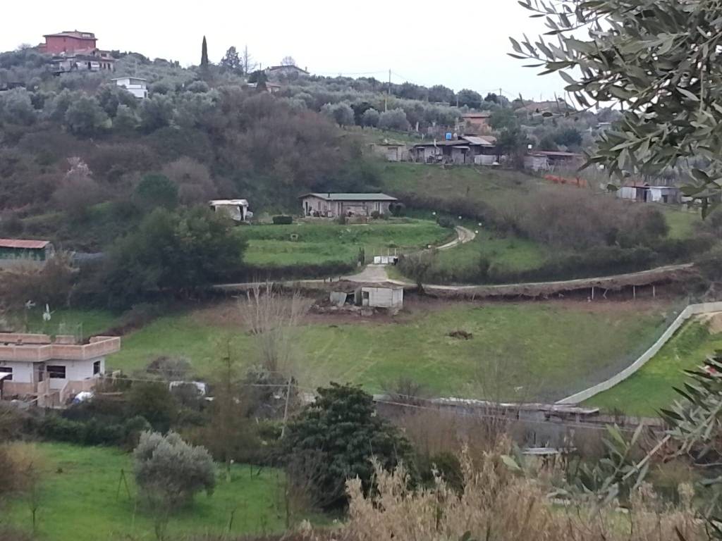 terreno edificabile in vendita a Sant'Angelo Romano