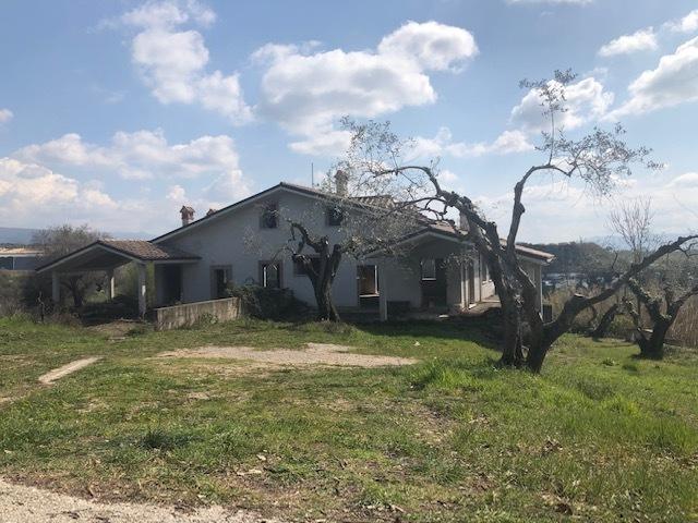 casa indipendente in vendita a Sant'Angelo Romano
