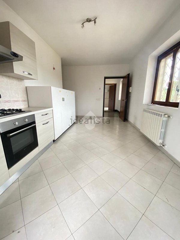 appartamento in vendita a Sant'Angelo Romano in zona Montardone