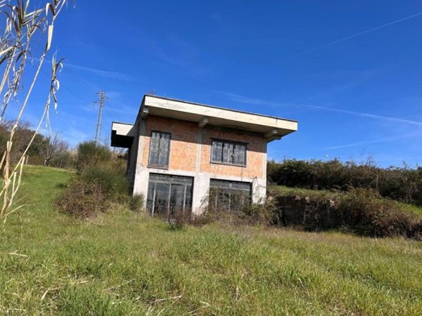 casa indipendente in vendita a Sant'Angelo Romano