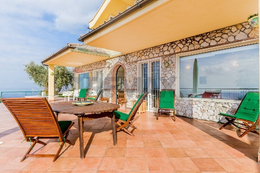casa indipendente in vendita a Sant'Angelo Romano in zona Montardone
