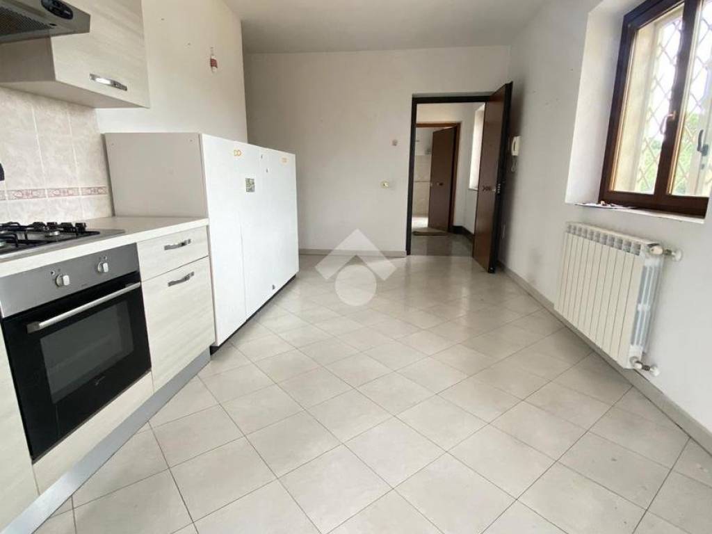 appartamento in vendita a Sant'Angelo Romano in zona Montardone