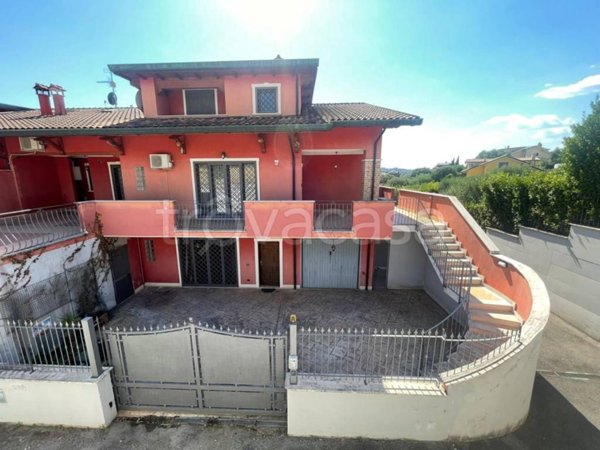 casa indipendente in vendita a Sant'Angelo Romano in zona Montardone