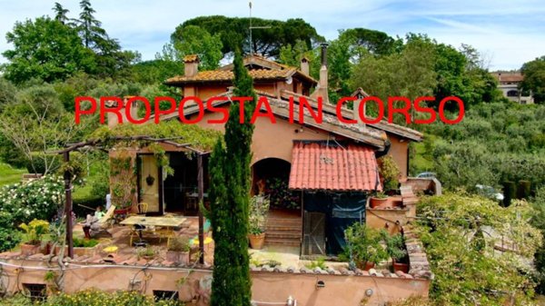 casa indipendente in vendita a Sant'Oreste
