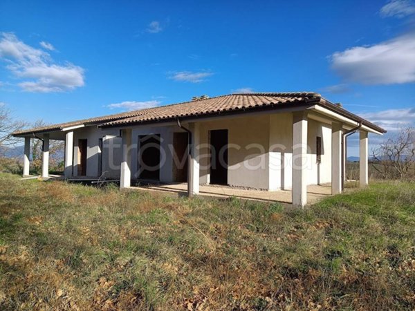 casa indipendente in vendita a Sant'Oreste