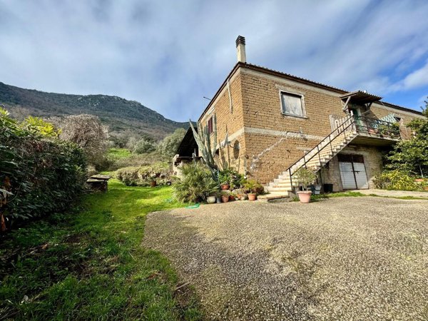 appartamento in vendita a Sant'Oreste