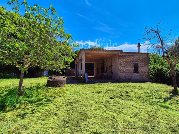casa indipendente in vendita a Sant'Oreste