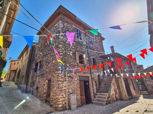 appartamento in vendita a Sant'Oreste