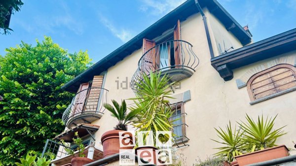 casa indipendente in vendita a San Vito Romano