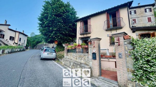 casa indipendente in vendita a San Vito Romano