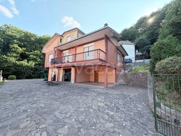 casa indipendente in vendita a San Vito Romano