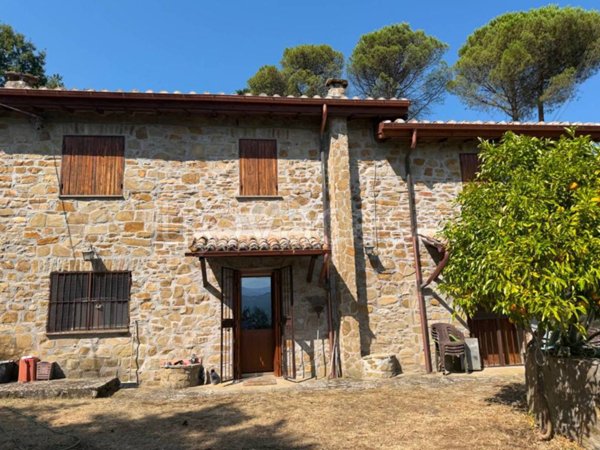 casa indipendente in vendita a San Vito Romano