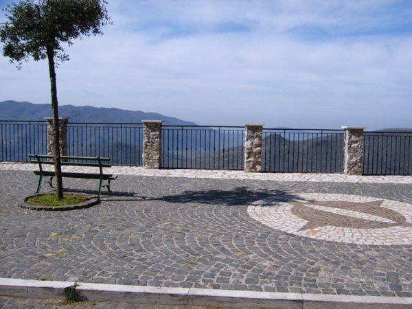 casa indipendente in vendita a Saracinesco