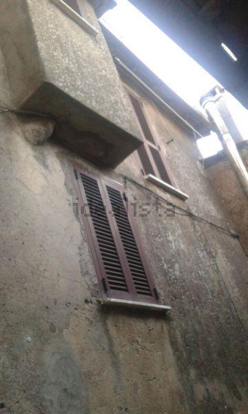 casa indipendente in vendita a Saracinesco