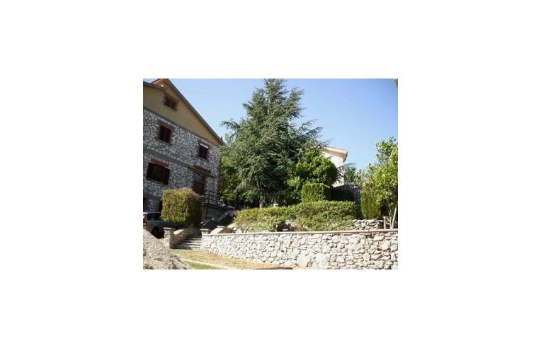 casa indipendente in vendita a Saracinesco